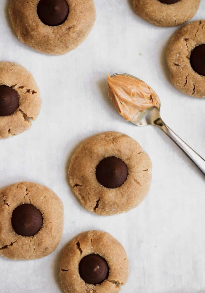 peanut-butter-blossoms-with-peanut-butter.