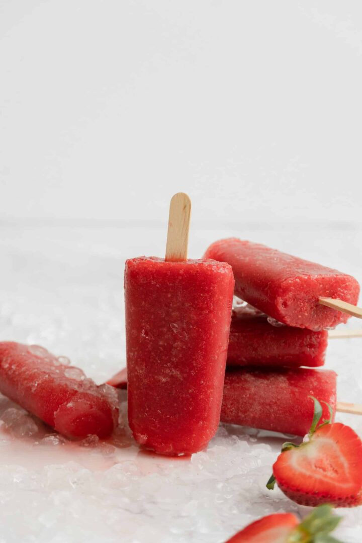 healthy-strawberry-popsicles-with-real-strawberries.
