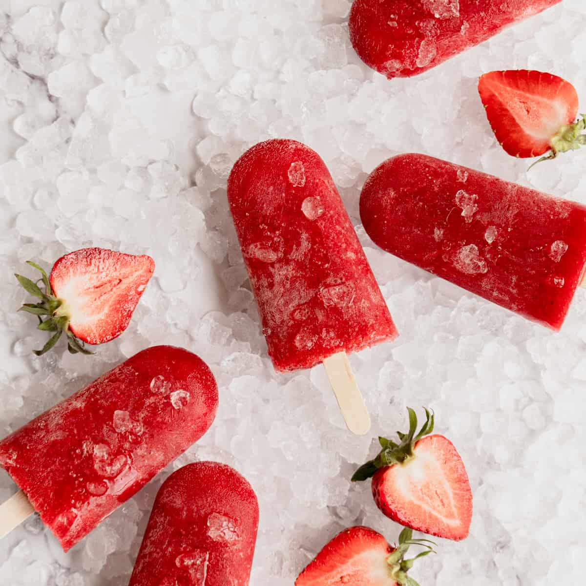 strawberry-popsicles-with-real-strawberries-featured.