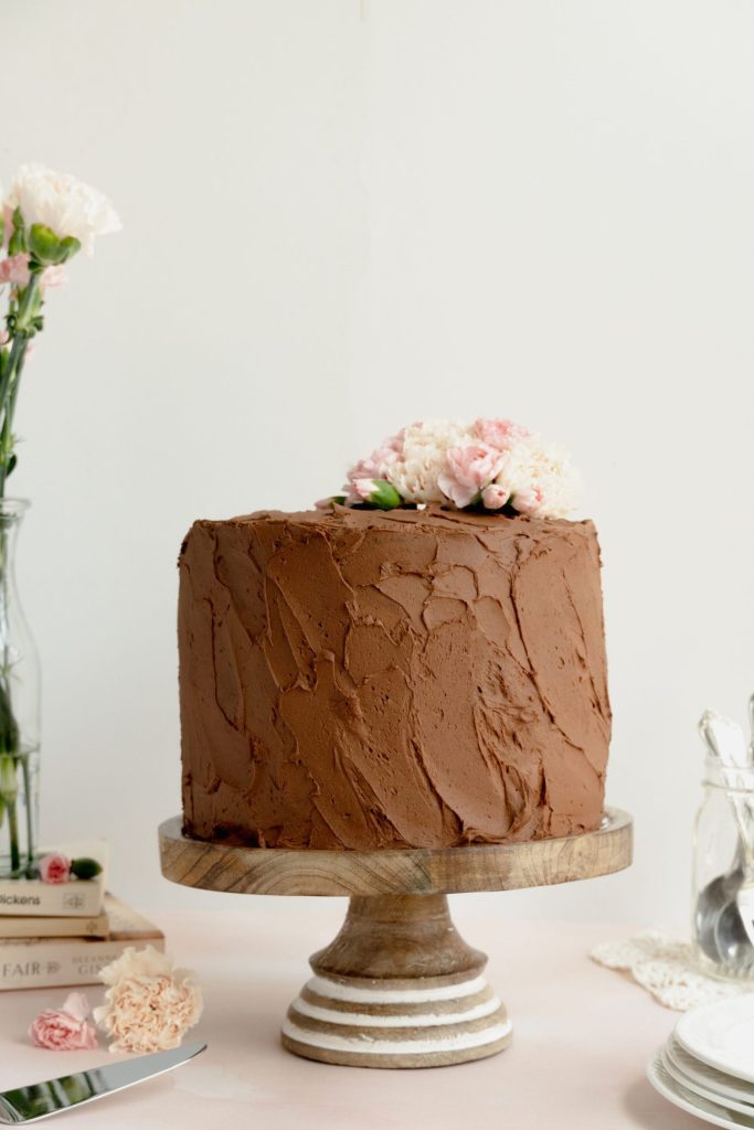moist-chocolate-ganache-cake.