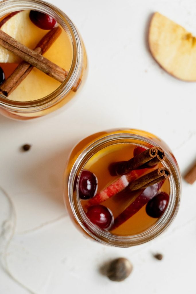 homemade-crockpot-apple-cider.