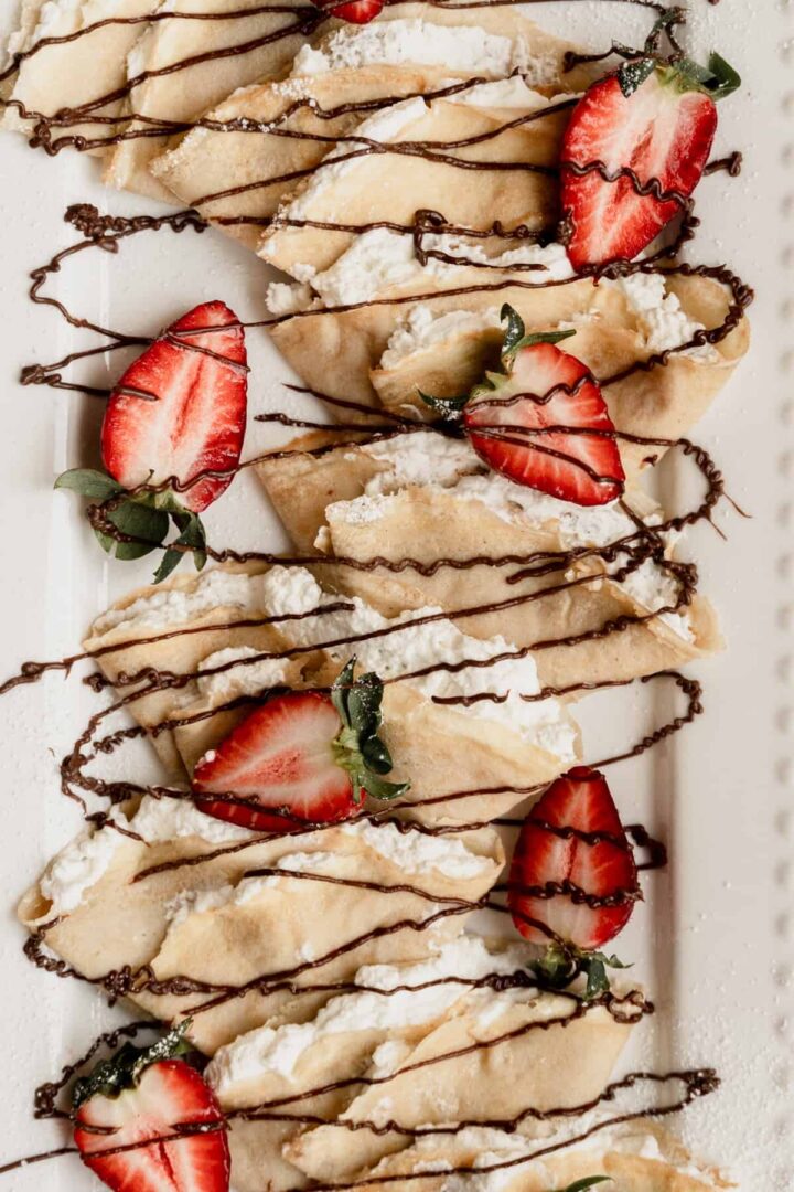brunch-crepes-with-strawberries-and-cream.