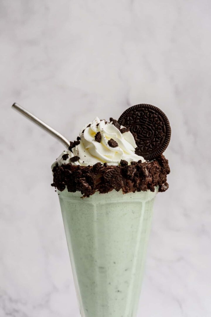 mint-oreo-milkshake-with-whipped-cream.