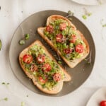 avocado-toast-with-everything-bagel-seasoning-on-sourdough-featured.