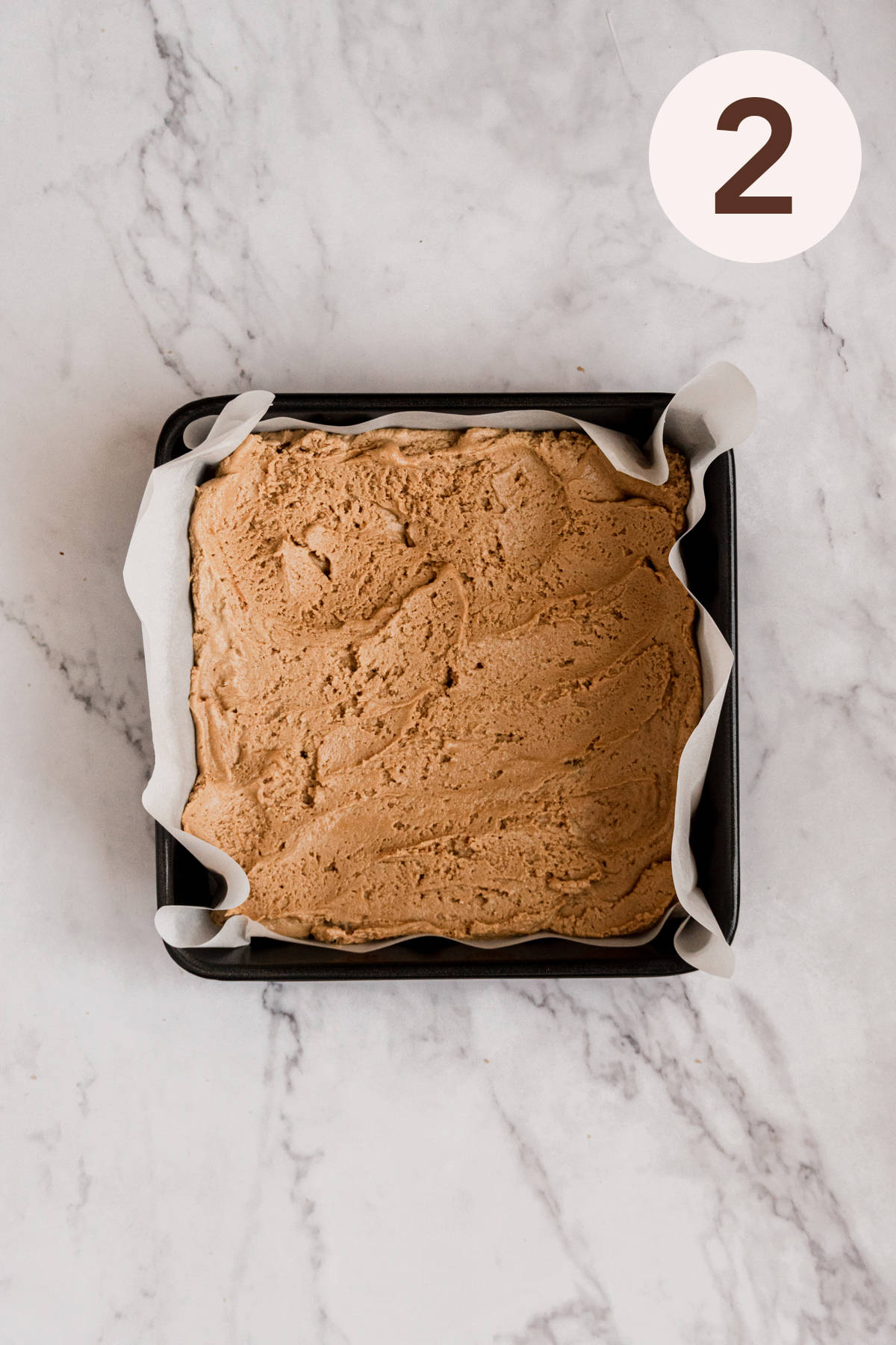 biscoff-blondie-batter-spread-in-pan-numbered.