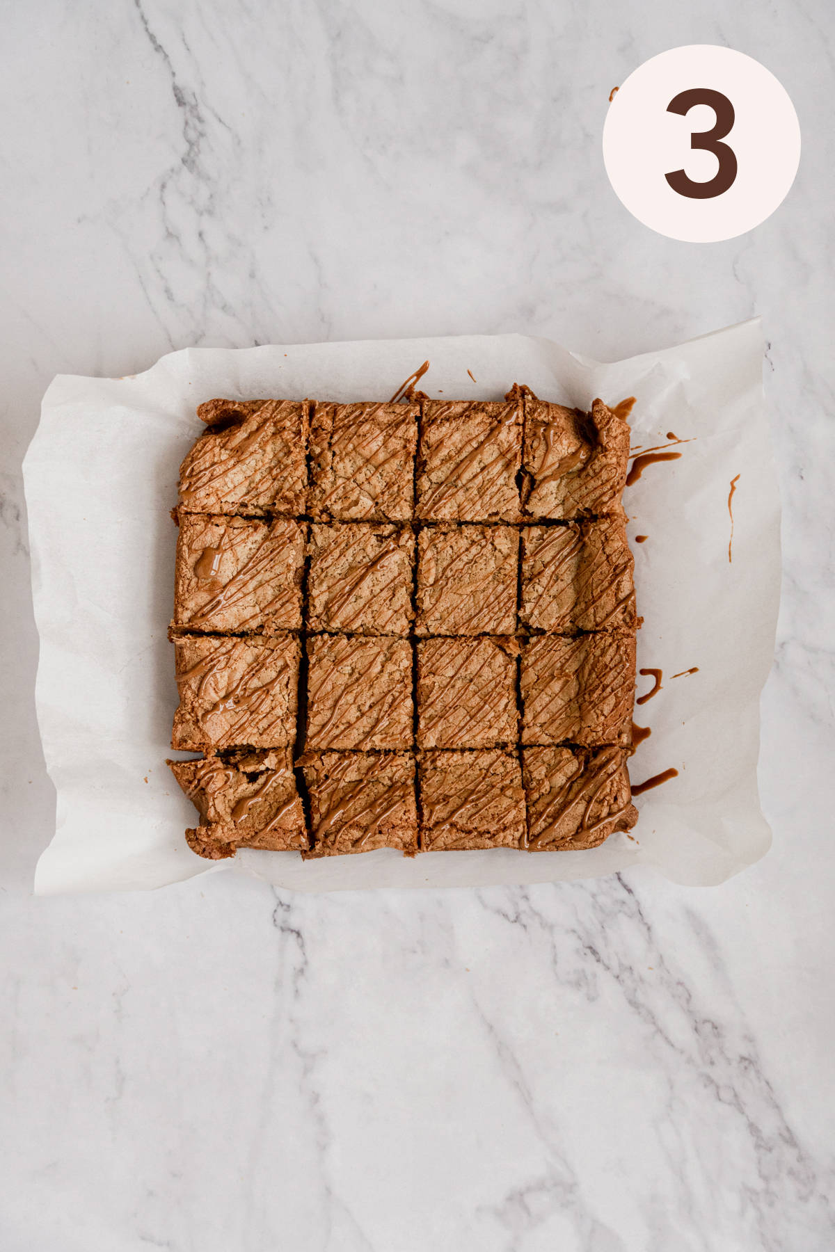 biscoff-cookie-butter-blondies-squares-numbered.