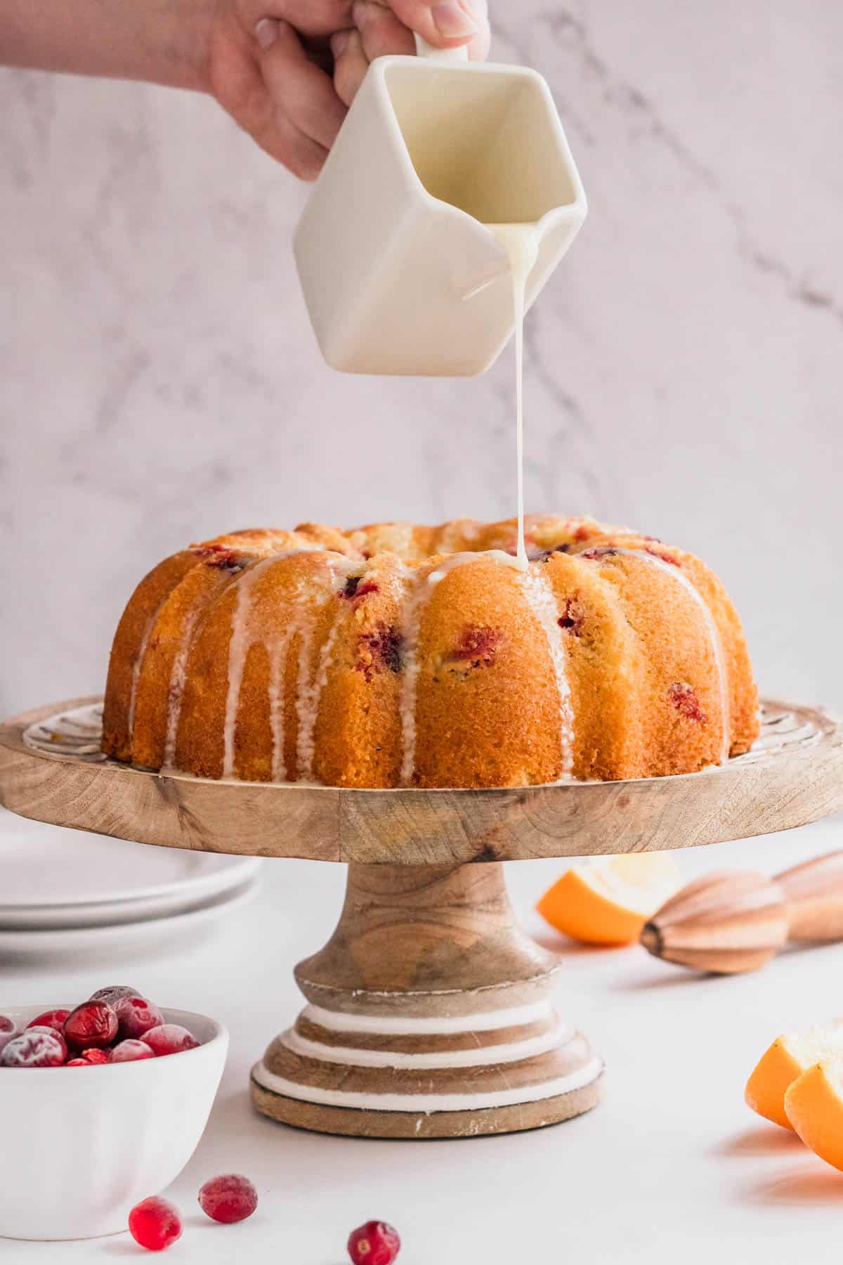 cranberry-bundt-cake-with-sour-cream.